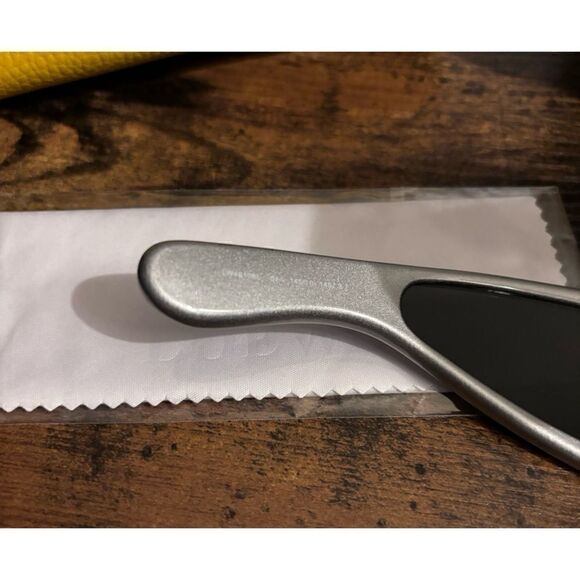 LOEWE 
Mirrored nylon mask sunglasses in Silver NWB - Picture 7 of 10